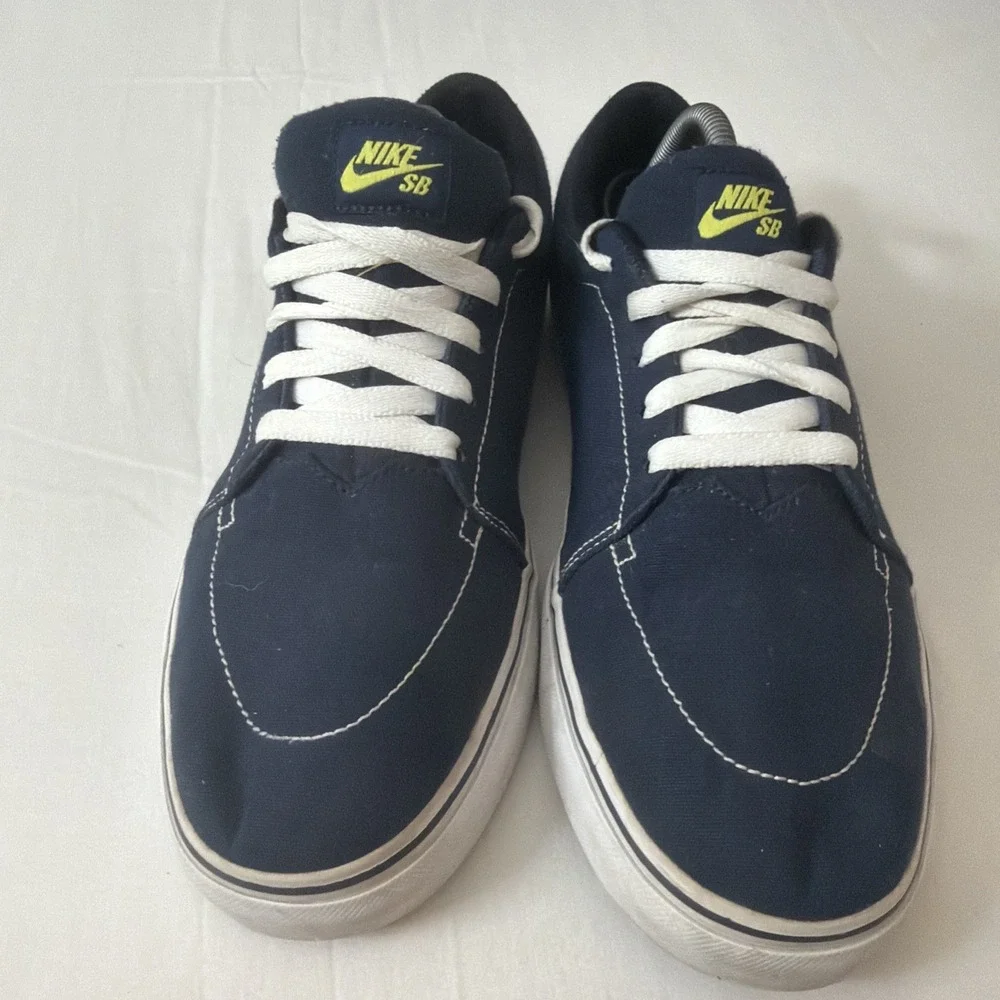 Men NIKE SATIRE CANVAS Navy Blue Trainers 555380-431 US 10.5 skateboard‎ shoes *